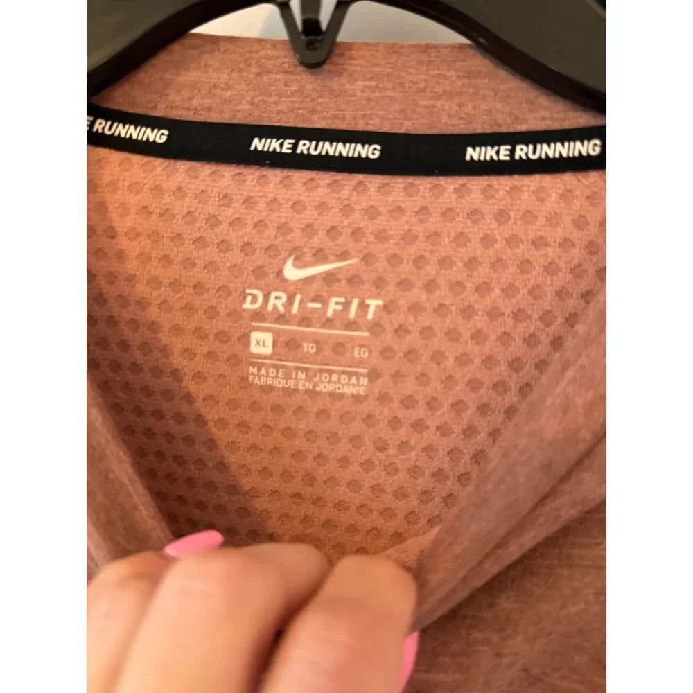 Nike Running Shirt – XL